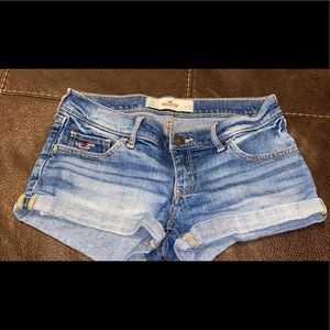 2 pack of jean shorts!!